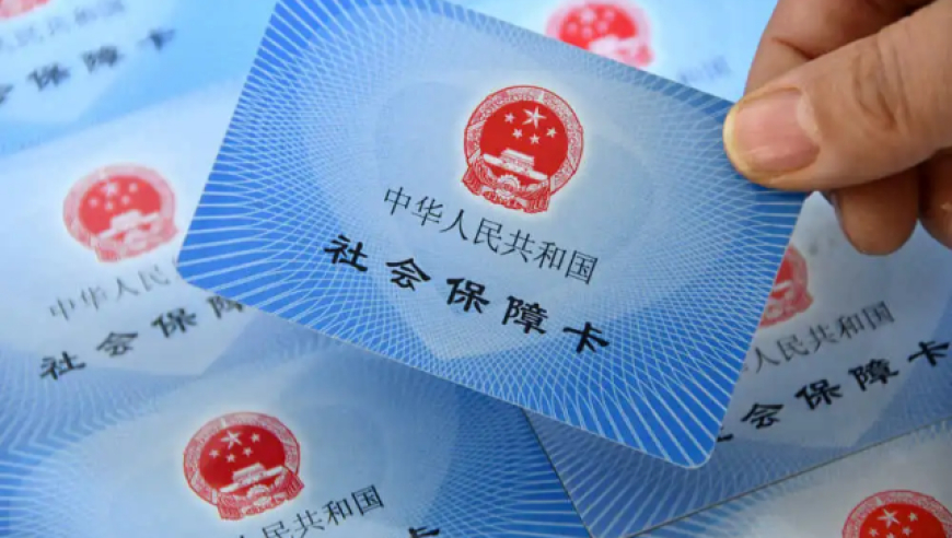 大爷怒斥占道行乞者,2025澳门新资料大全正版资料,最新核心解答落实_入门版V10.75