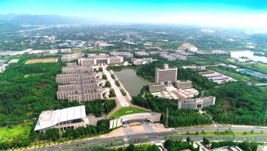 2025今晚澳门,研究生横店做群演：上午学生晚上女佣,国产化作答解释落实_标配版V7.87